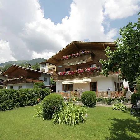 Haus Larcher