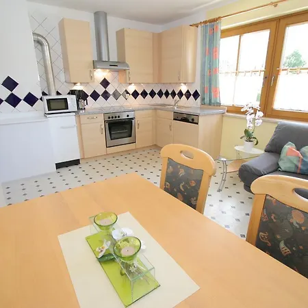 Haus Larcher Lägenhet Matrei in Osttirol